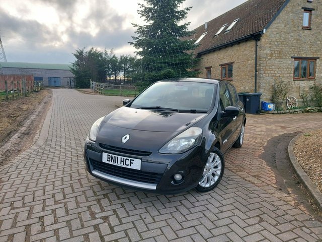 Renault Clio 1.2 Dynamique Tomtom Hatchback E Black