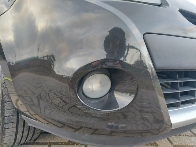 Renault Clio 1.2 Dynamique Tomtom Hatchback E Black #4
