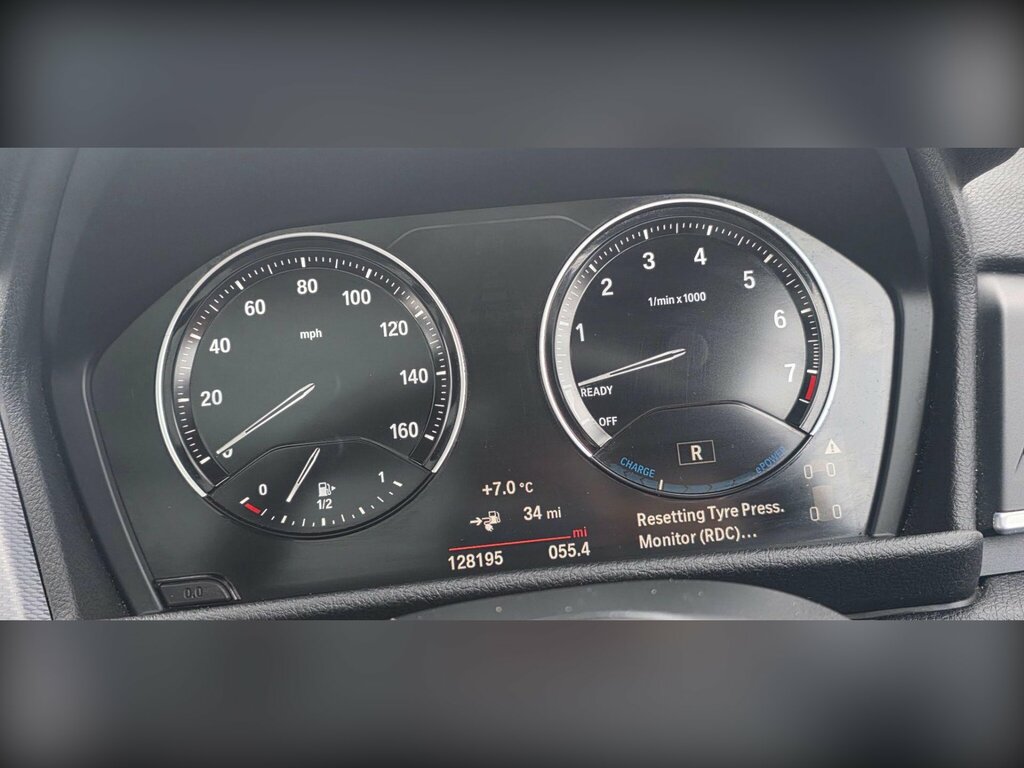 BMW 2 Series Active Tourer 1.5 225Xe 10Kwh M Sport 4Wd Euro 6 Ss FJ69TVF Blue #4