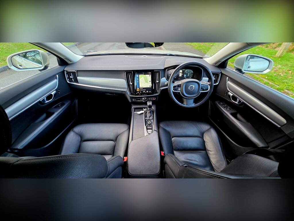 Volvo V90 2.0 D4 Momentum Euro 6 Ss DX68HLK Gold #3
