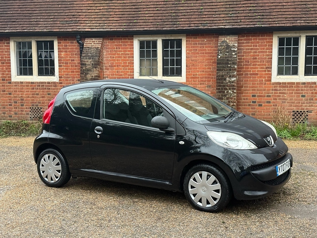 Peugeot 107 1.0 12V Urban Lite Hatchback Eur Black