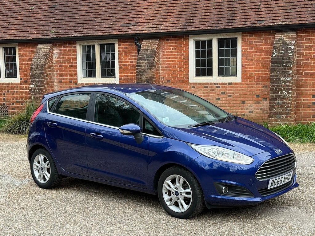 Ford Fiesta 1.0T Ecoboost Zetec Hatchback Eu Blue