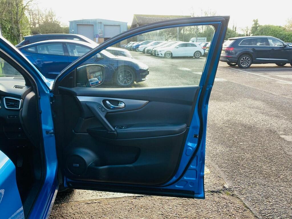 Nissan Qashqai 1.5 Dci Tekna Euro 6 Ss FX17SXZ Blue #6
