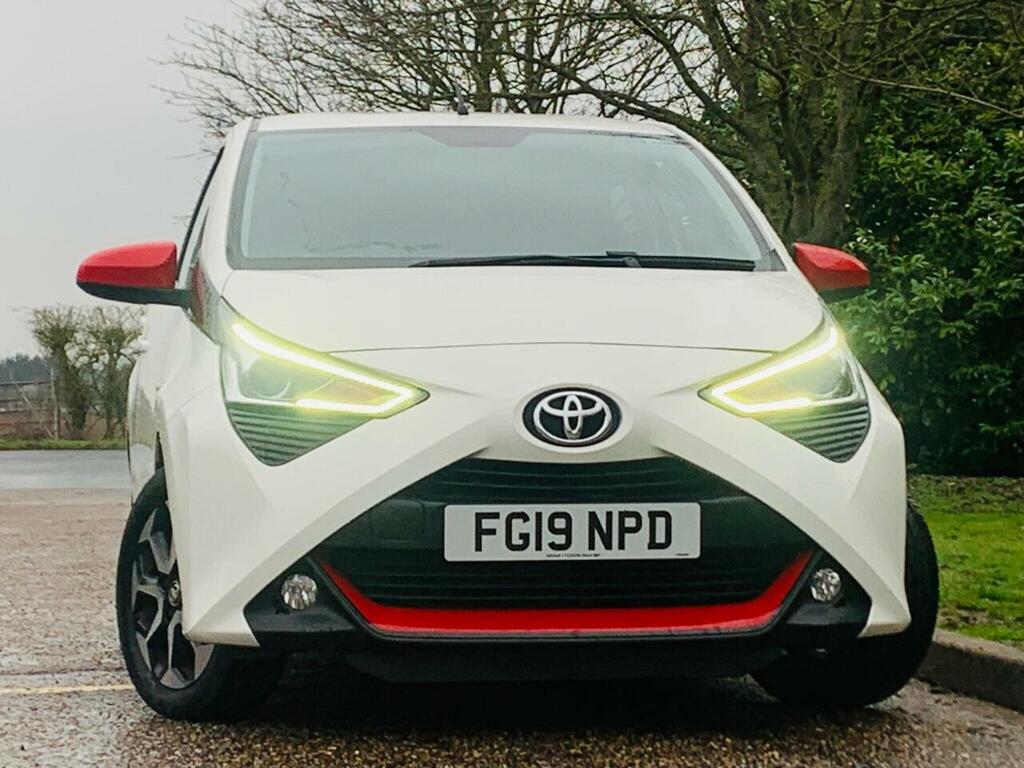 Toyota Aygo 1.0 Vvt-i X-trend Euro 6 FG19NPD White #3