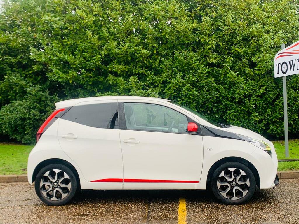 Toyota Aygo 1.0 Vvt-i X-trend Euro 6 FG19NPD White #5