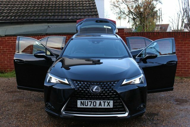 Lexus UX 250H Suv NU70ATX Black #4
