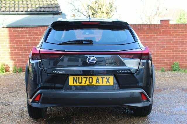 Lexus UX 250H Suv NU70ATX Black #6
