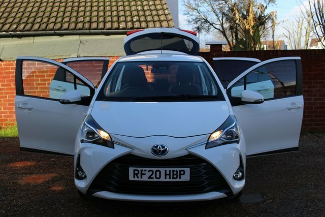 Toyota Yaris Vvt-h Y20 Bi-tone Hatchback RF20HBP White #4