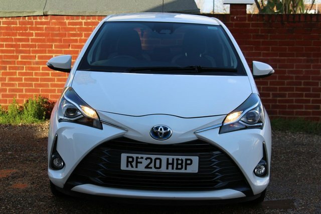 Toyota Yaris Vvt-h Y20 Bi-tone Hatchback RF20HBP White #3