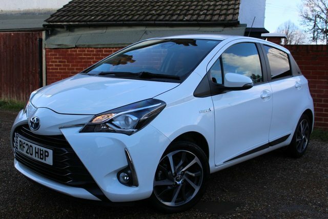 Toyota Yaris Vvt-h Y20 Bi-tone Hatchback RF20HBP White #2