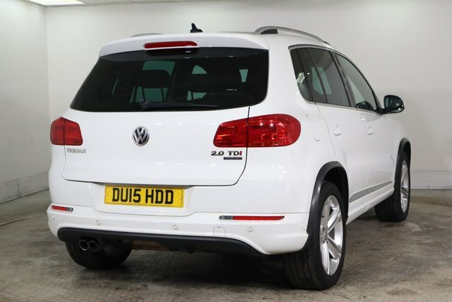 Volkswagen Tiguan 2.0 Tdi Bluemotion Tech R-line Suv Dsg DU15HDD White #4
