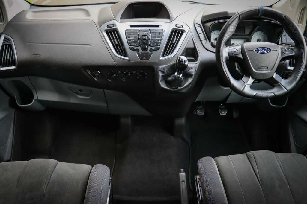 Ford Transit Custom Combi YT18HLR Silver #2