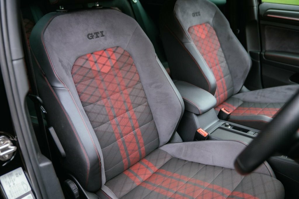 Volkswagen Golf Hatchback BV20OTT Black #4