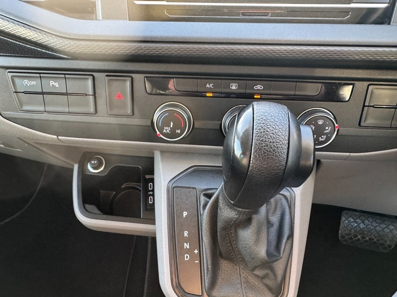 Volkswagen Transporter T32 Kombi Highlinetdi RK70VXU Grey #2