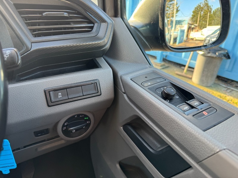 Volkswagen Transporter T32 Kombi Highlinetdi RK70VXU Grey #5