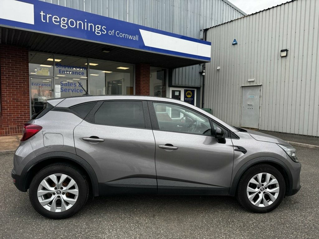 Renault Captur Suv FG22FMZ Grey #4