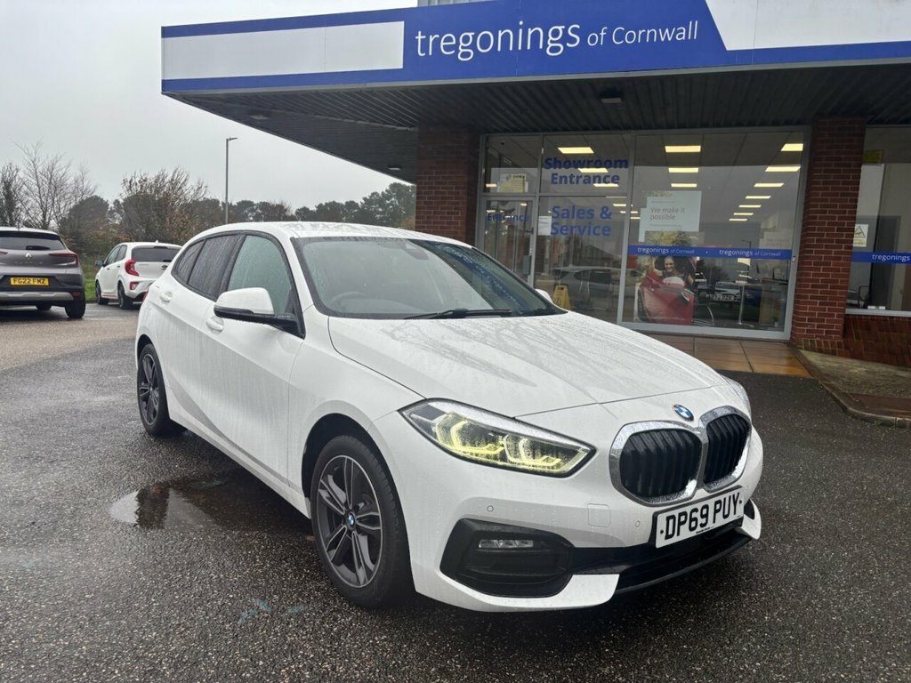 BMW 1 Series Hatchback White