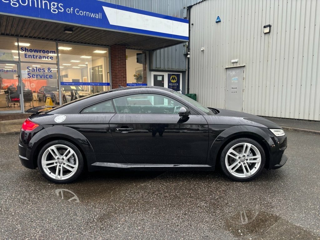 Audi TT Coupe WF70YCC Black #4