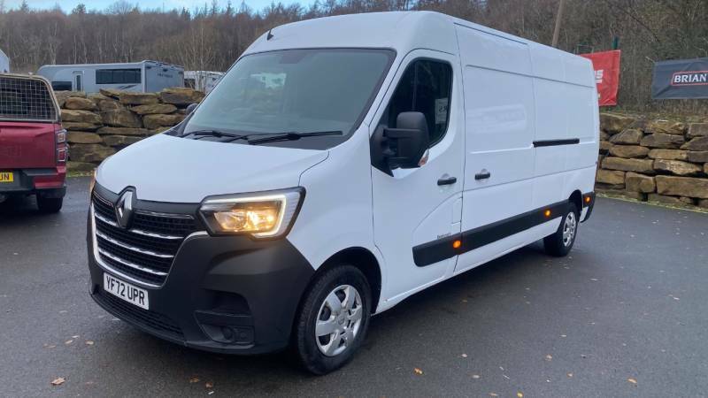 Renault Master Lm35dci 135 Business Medium Roof Van - 2023 72 YF72UPR White #6