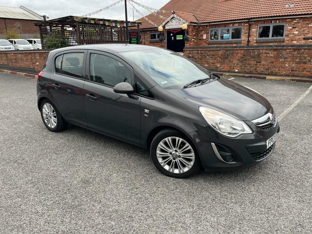 Vauxhall Corsa 1.4 16V Se Hatchback Grey