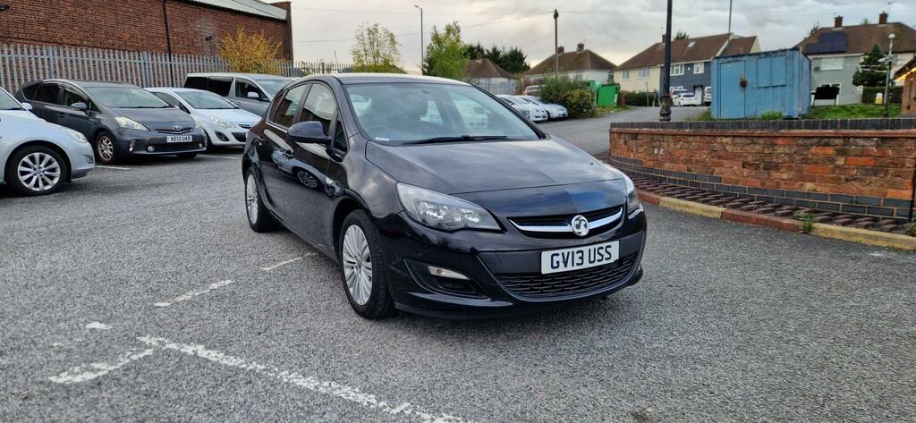 Vauxhall Astra 1.6 16V Energy Hatchback Black