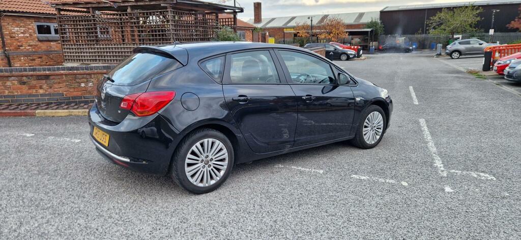 Vauxhall Astra 1.6 16V Energy Hatchback GV13USS Black #5