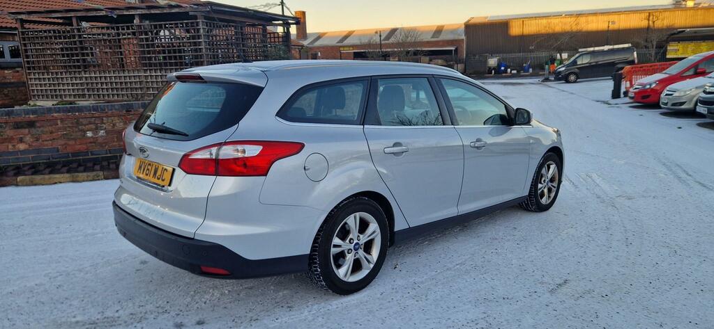 Ford Focus 1.6 Zetec Estate MV61WJC Silver #5