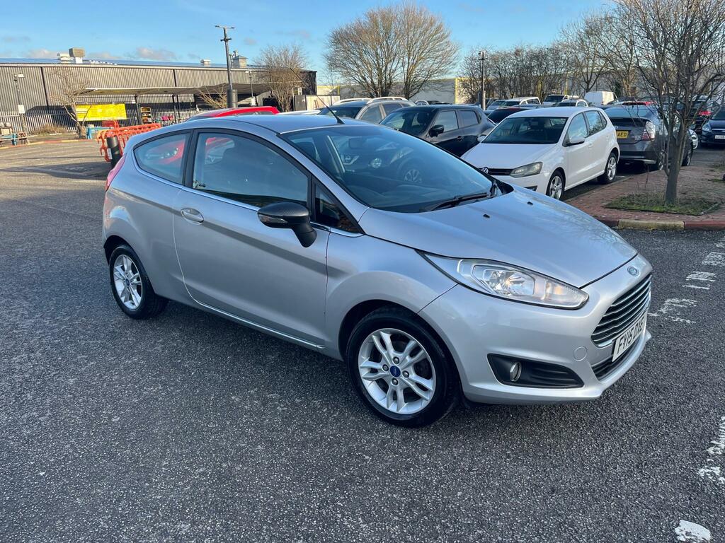 Ford Fiesta 1.25 Zetec Hatchback Silver