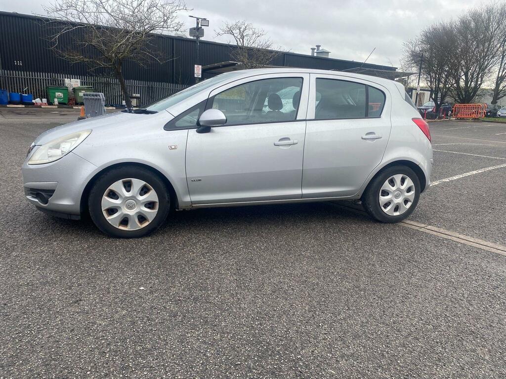 Vauxhall Corsa 1.4I 16V Club Hatchback YB08FDE Silver #2