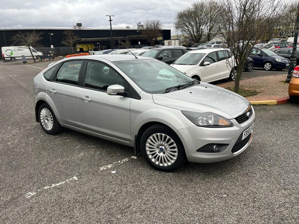 Ford Focus Titanium 100 Silver