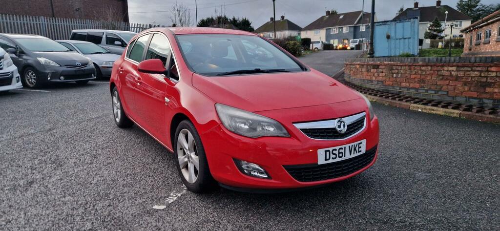 Vauxhall Astra 1.6 16V Sri Hatchback Red