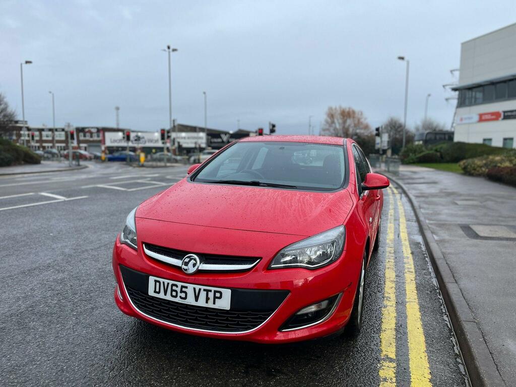 Vauxhall Astra Sri Red #3