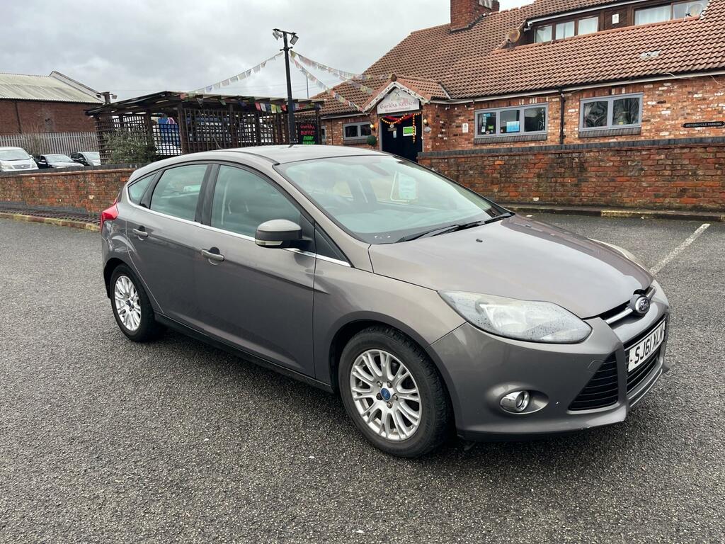 Ford Focus Titanium 125 SJ61XLM Brown #2