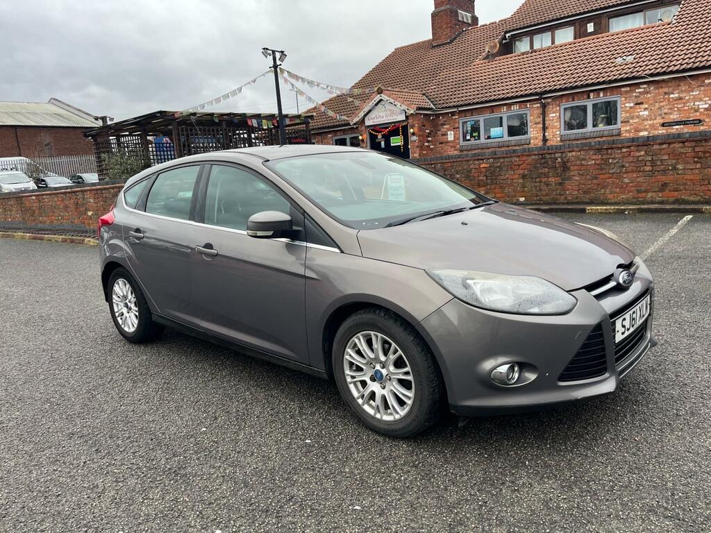 Ford Focus Titanium 125 SJ61XLM Brown #3