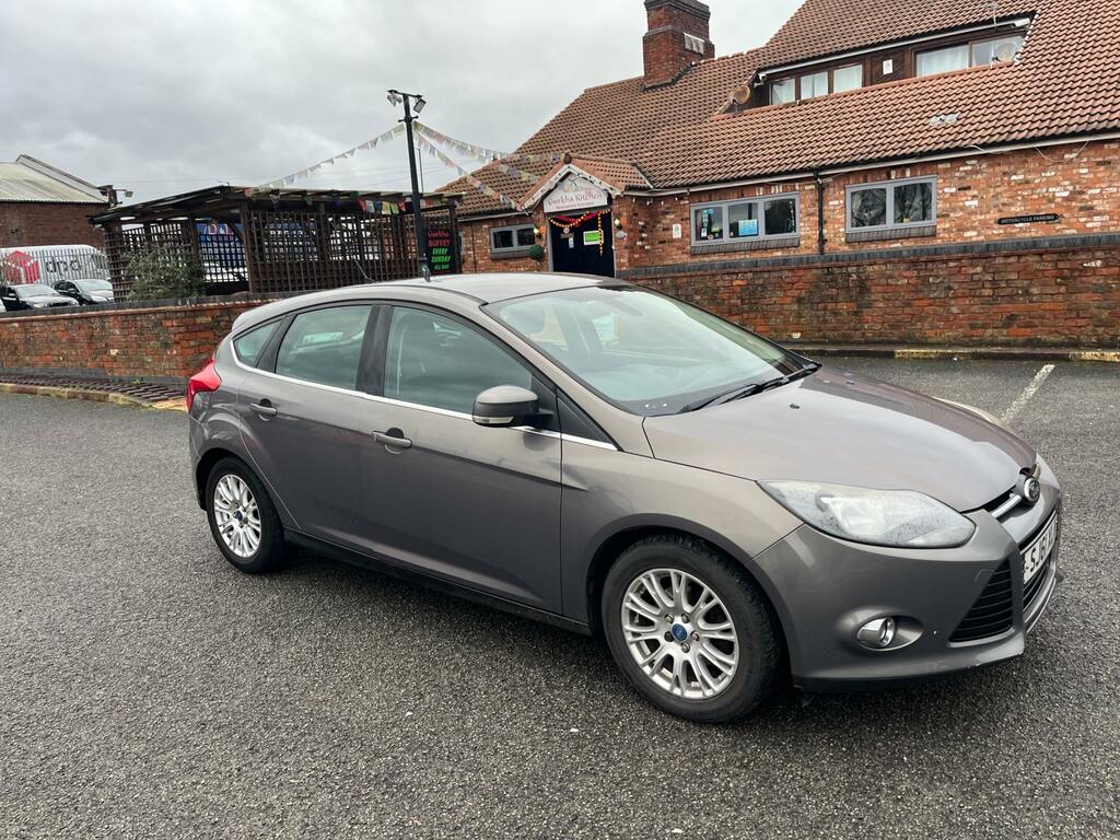 Ford Focus Titanium 125 SJ61XLM Brown #4