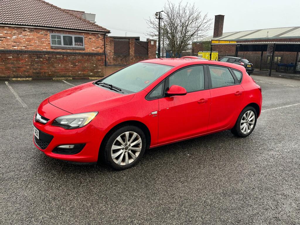 Vauxhall Astra Active Red
