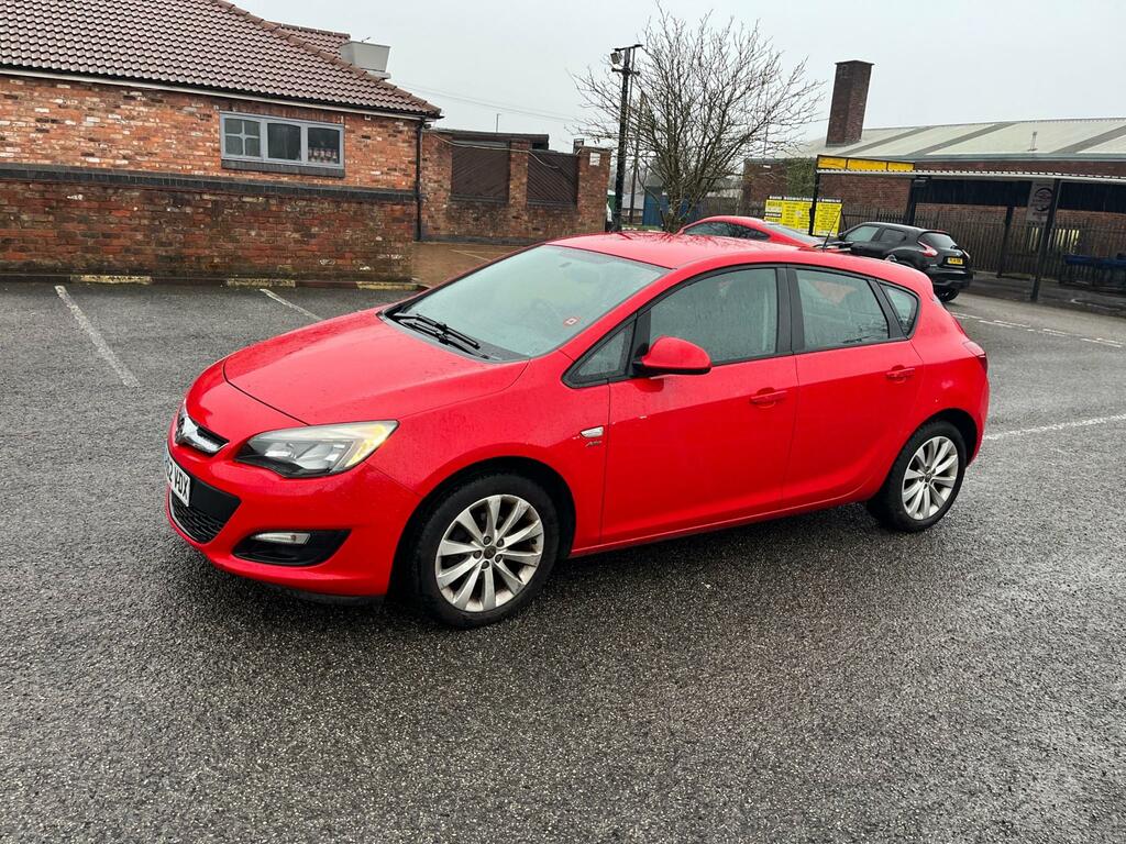 Vauxhall Astra Active Red #5