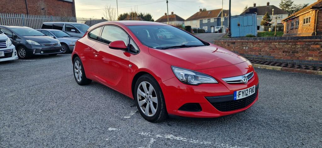 Vauxhall Astra GTC Sport S S Red #2