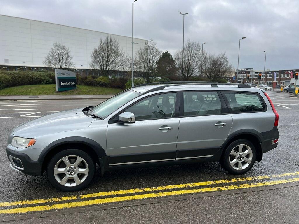 Volvo XC70 Se D5 Silver #3