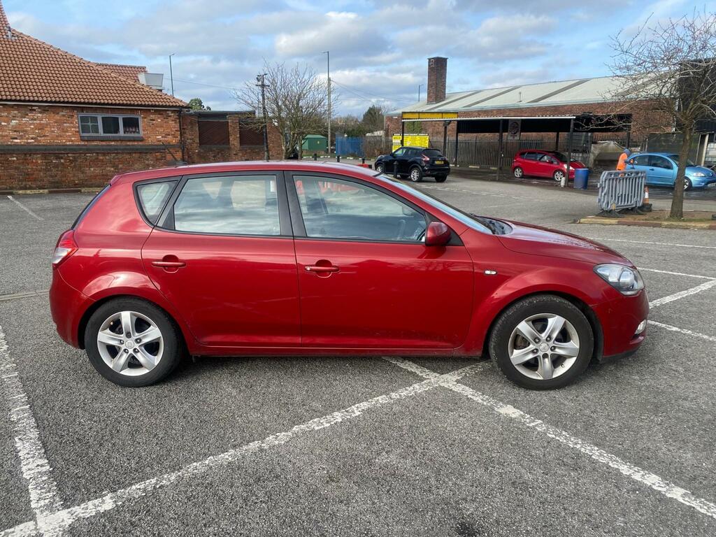 Kia Ceed 2 Crdi FN60OTZ Red #5
