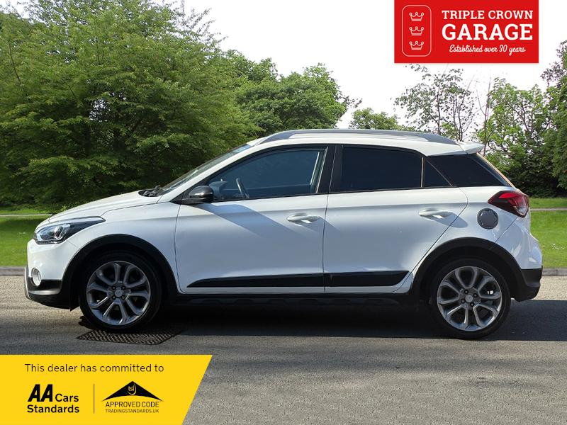 Hyundai I20 T-gdi Active YA66HFJ White #3
