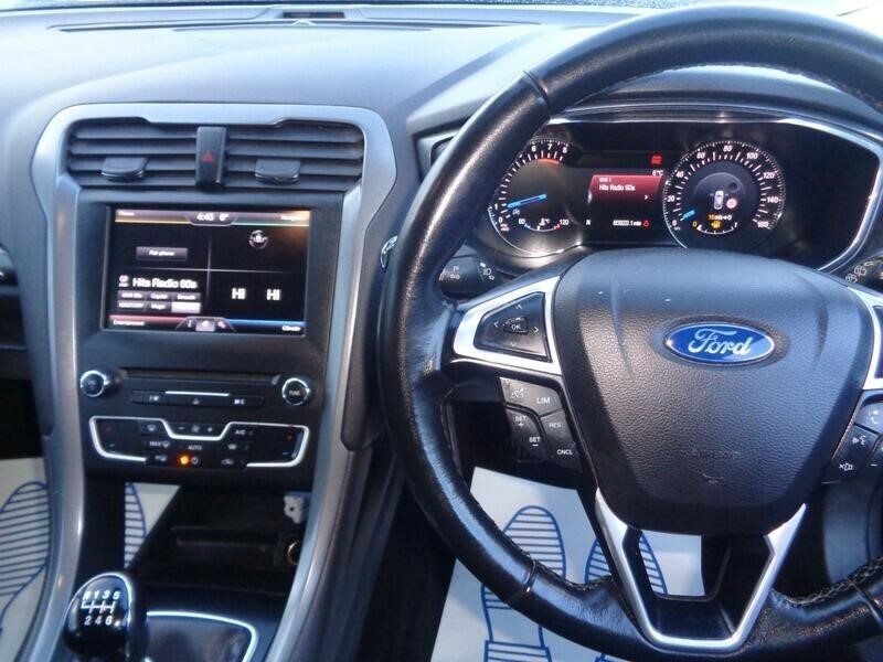 Ford Mondeo Titanium #4