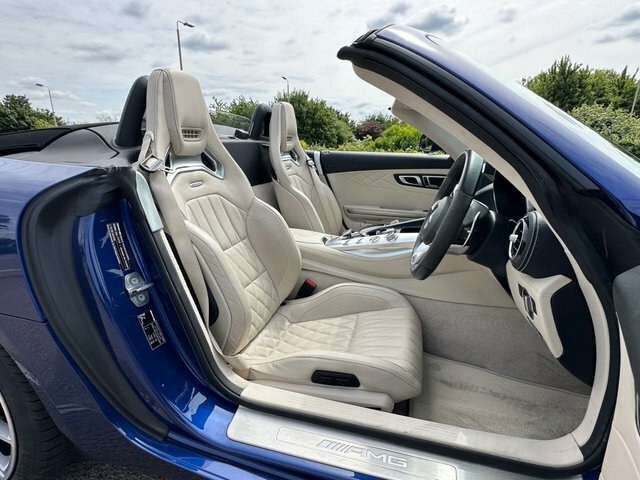 Mercedes-Benz AMG GT V8 Biturbo S Premium Blue #2