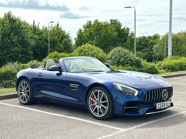 Mercedes-Benz AMG GT V8 Biturbo S Premium Blue