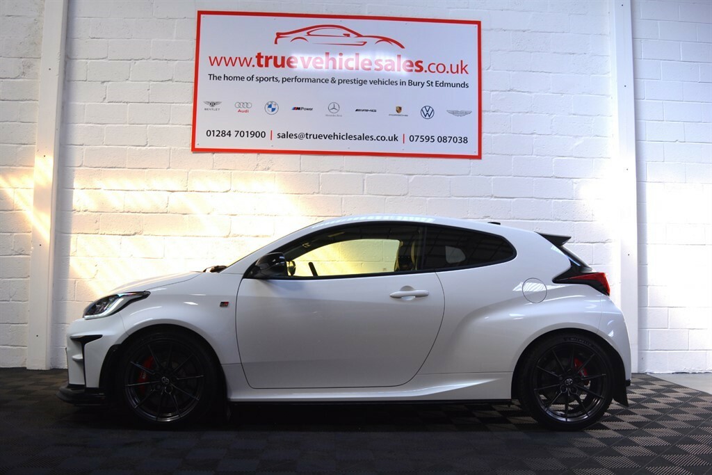 Toyota Yaris 1.6 Gr 4Wd Circuit 260 Bhp NG70TGE White #3