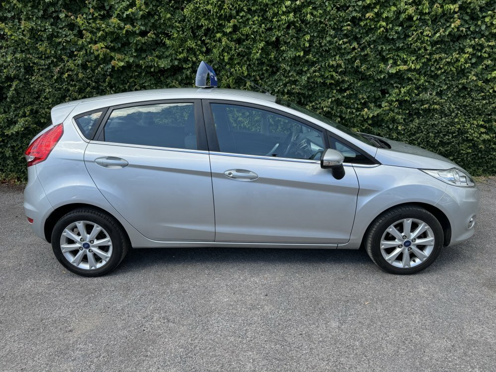Ford Fiesta Zetec 1.25 Silver #4