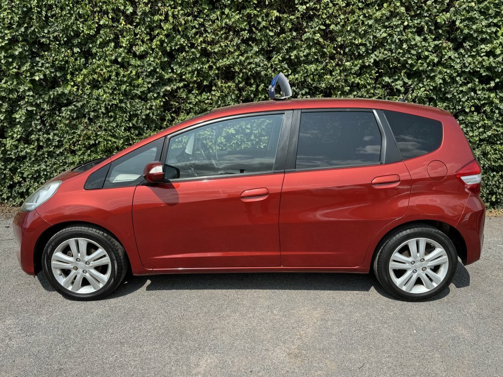 Honda Jazz Es Plus 1.4 MM15JYA Red #3
