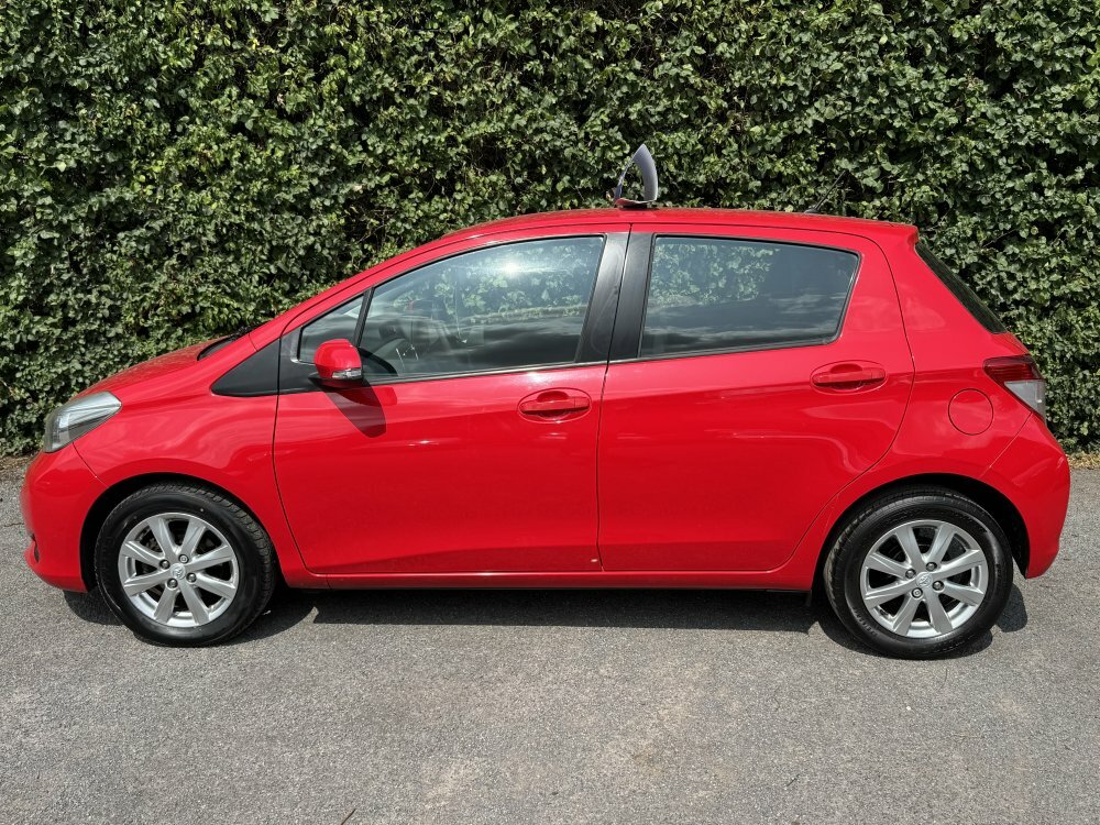 Toyota Yaris Tr 1.3 PK63XFA Red #3