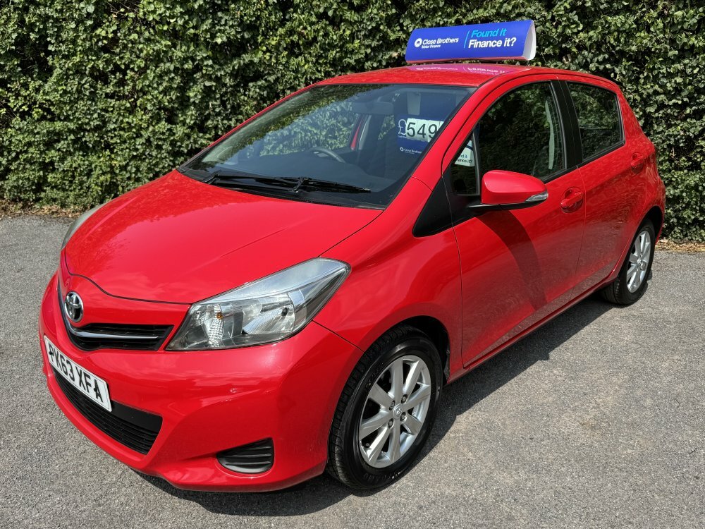 Toyota Yaris Tr 1.3 Red