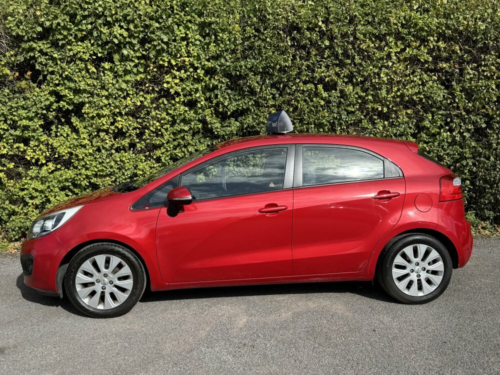 Kia RIO 2 1.2 Red #3